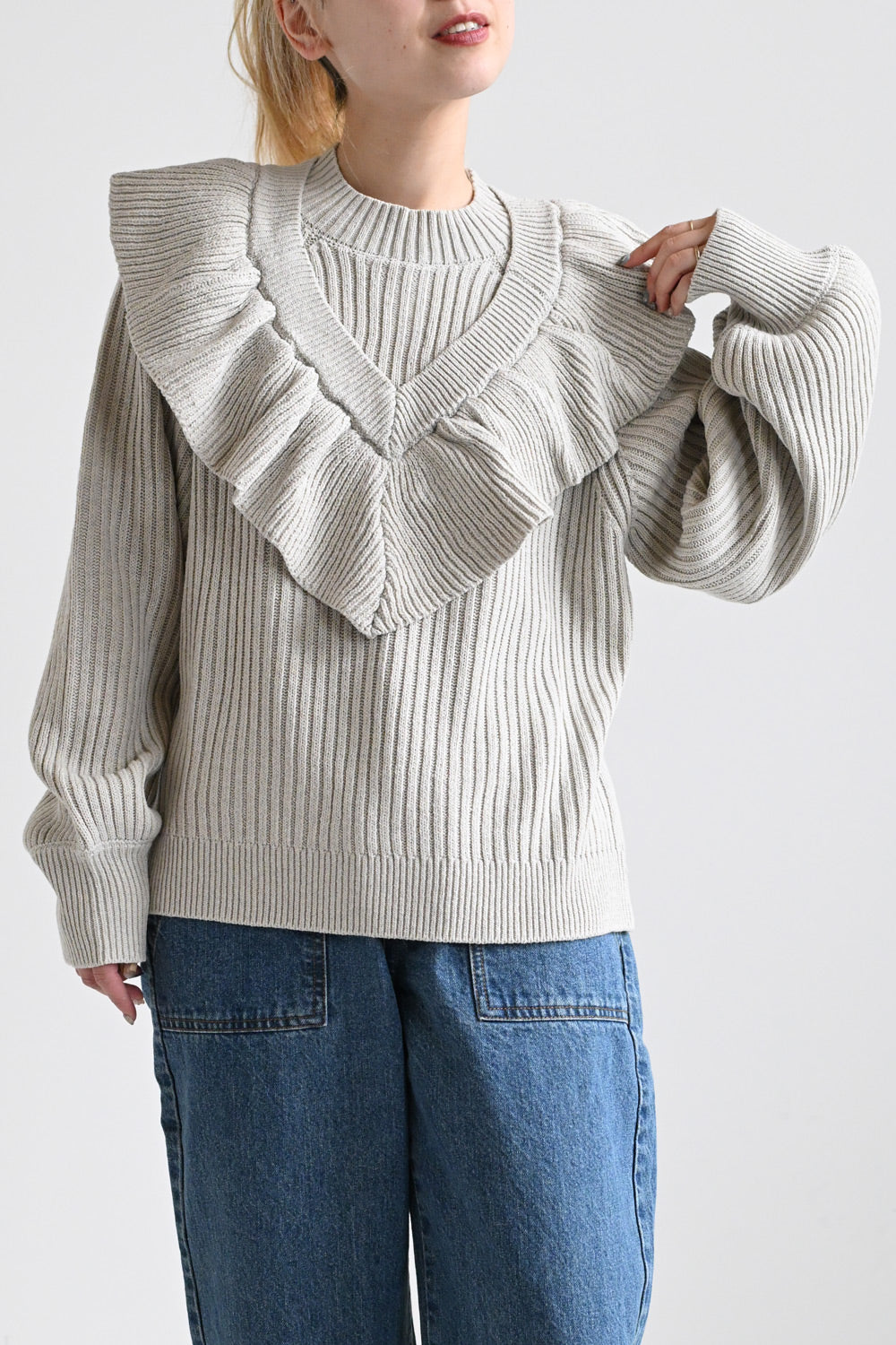 Big Frill Knit Pullover