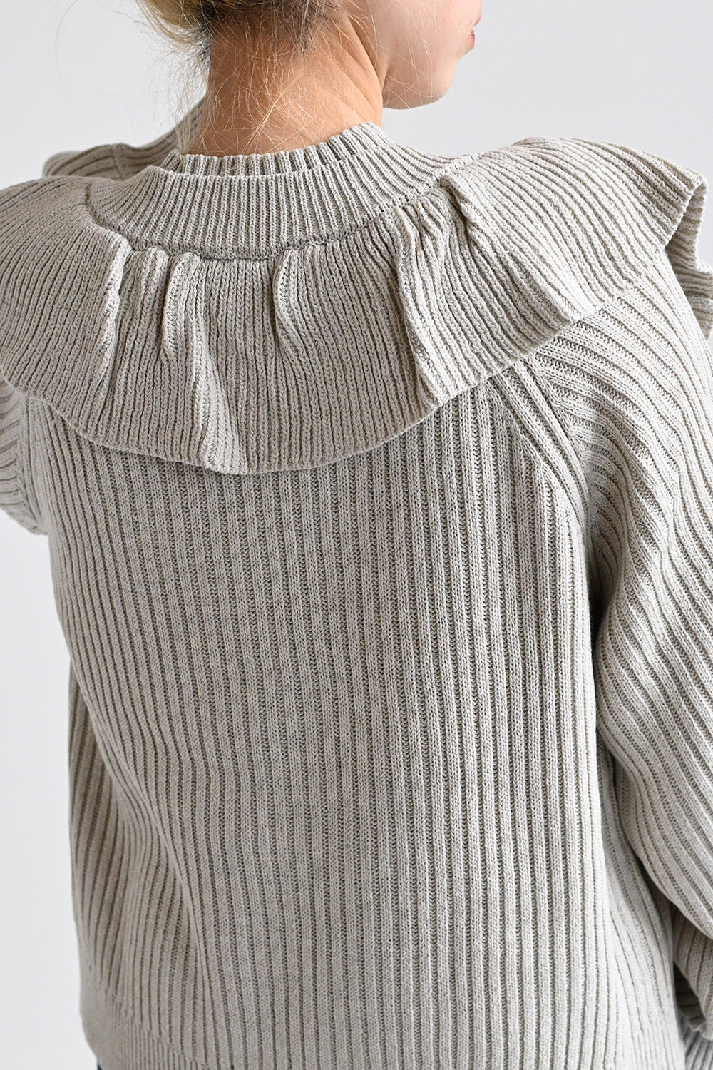 Big Frill Knit Pullover